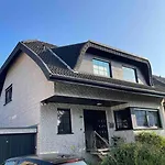 Schöne ruhige Wohnung (42qm) in Messenähe!